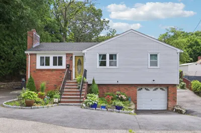 104 Brookside Rd 1