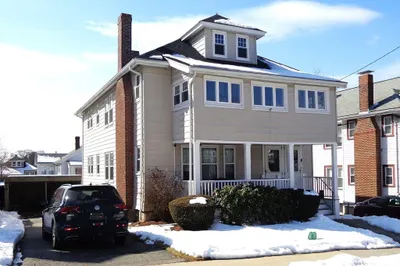 8 Holden Rd #8