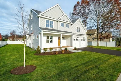 8 Callahan Drive 1