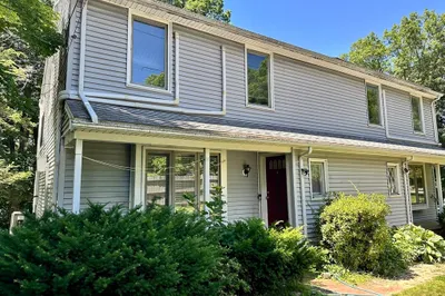 192 W Main St #192