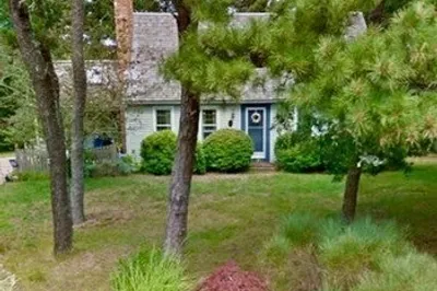 12 Arrowood Dr