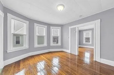 71 Knox St #2