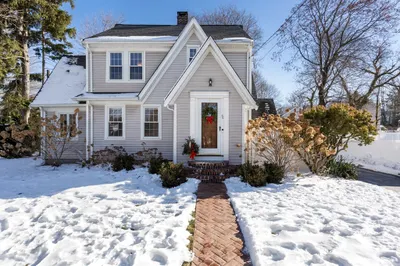 80 Pond St