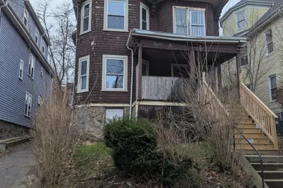 21 Mclellan Street 1