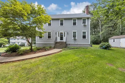 5 Strawberry Ln 1
