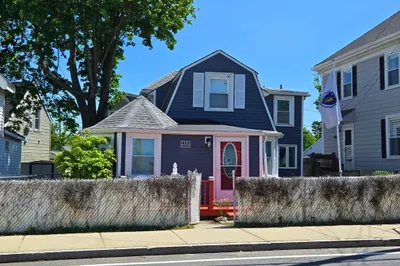 1141 Sea St