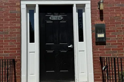 267 Neck St #C-2 1