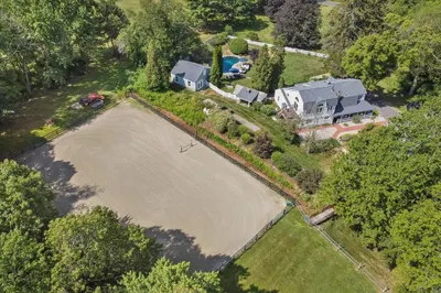 254 Ames Rd 1