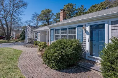 43 Hemeon Drive 1