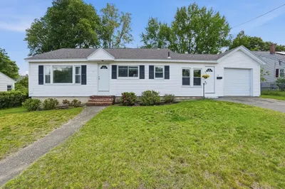 18 Rockwood Lane