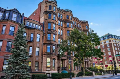 362 Commonwealth Ave #4D 1