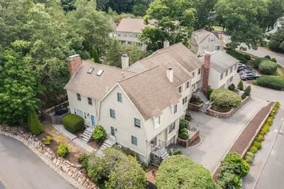 26B Pleasant St #26B 1