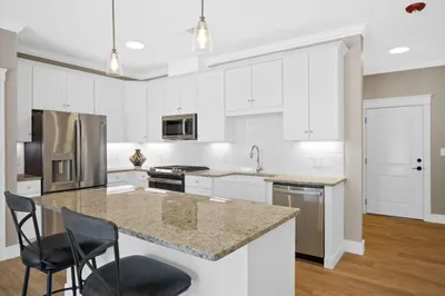 57 Long Point Rd #311