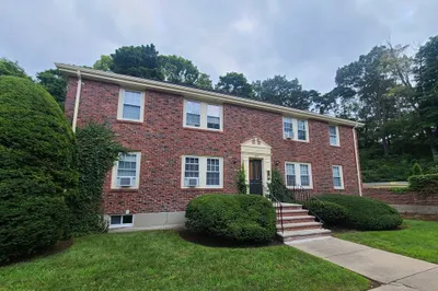 169 Everett St #4