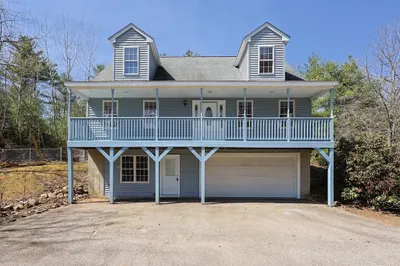 127 Brook Rd #1