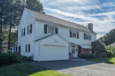 135 Emerson St 1