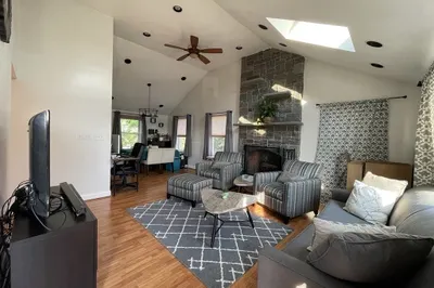 235 Pine Hill Cir