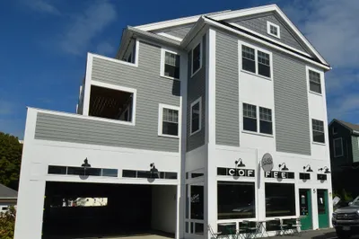 5 W. Dane St #5