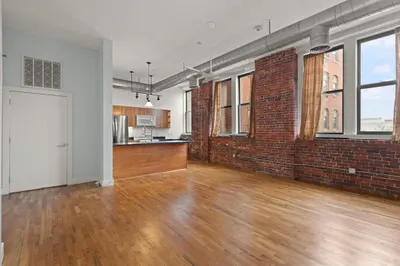 13-17 Willow St #304