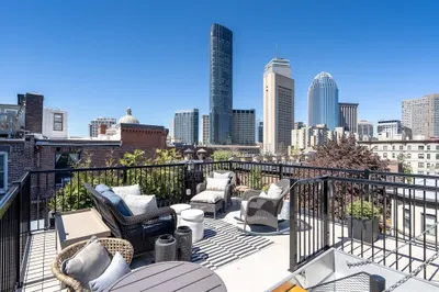 5 Albemarle St #5