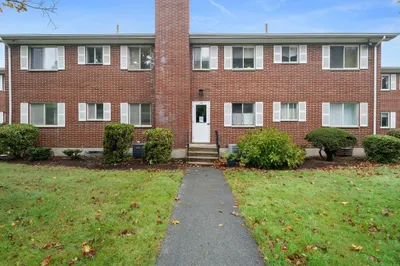 25 Bayberry Dr #2