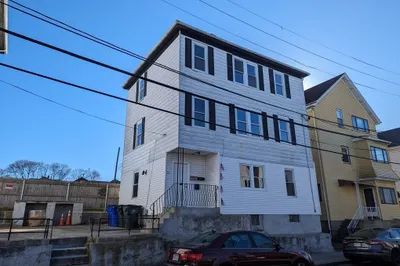 22 Flint St