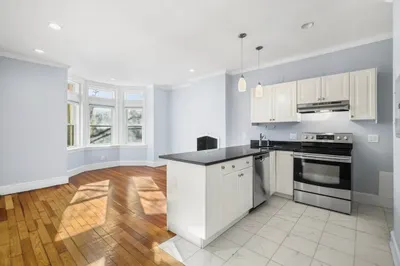 1834 Beacon St #5 1