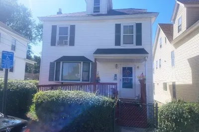 113 Bellevue Street