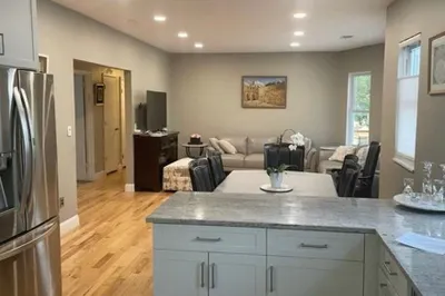 296 Summit Ave #3