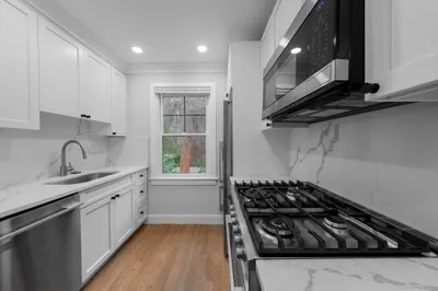 14 Lopez Ave #2