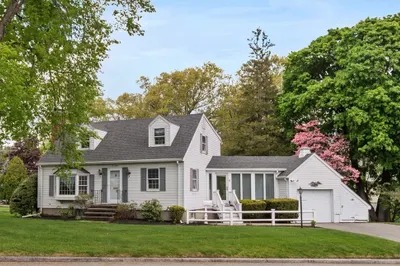 6 Alden Lane 1