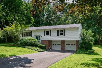 21 Atwater Cir 1