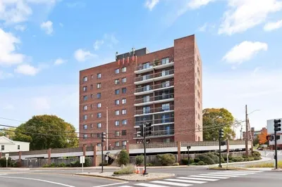 47 Mystic St #7D 1