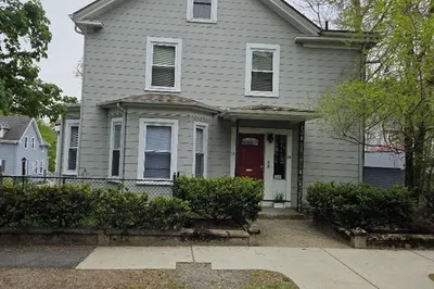 18-26 Bowen Street #1 1
