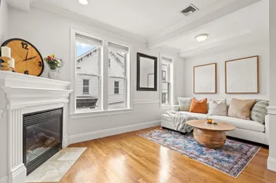 53 Woodward St #2