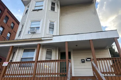 4 Preston St #2 1