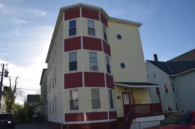 14 Mendon St