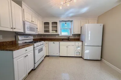 46 Sterling St #2 1