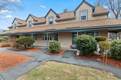 31 Kennedy Dr #31 1