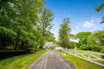 107 Farm St 1