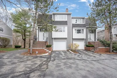 48 Edward Dr #48 1