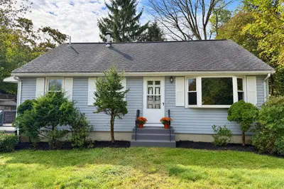 110 Hubbard Ave 1
