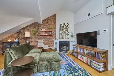 683 Massachusetts Ave #5 1