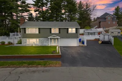 22 Athens Dr 1