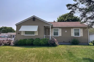 103 Gelinas Dr 1