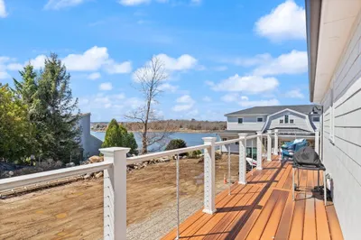 40 Thurston Point Road 1