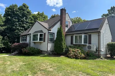 22 Winmere Ave