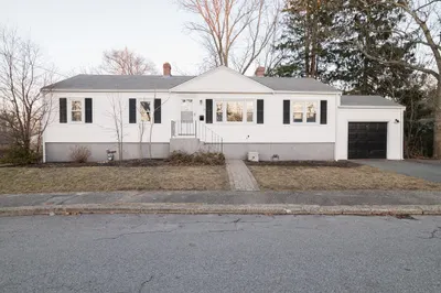 15 Ingrid Rd 1