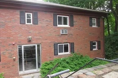 91 Crescent Street #4 1