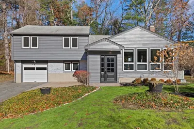 12 Hickory Rd